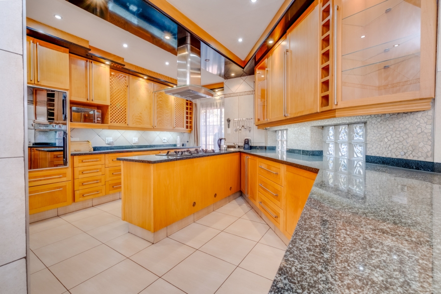 3 Bedroom Property for Sale in Sunninghill Gauteng