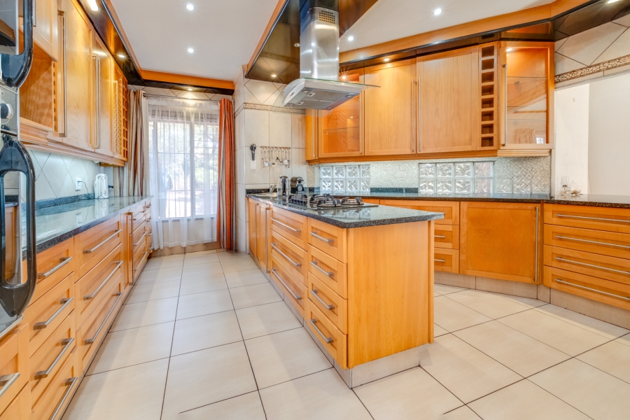 3 Bedroom Property for Sale in Sunninghill Gauteng