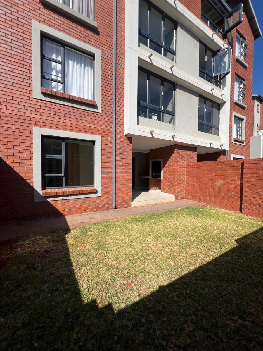 To Let 2 Bedroom Property for Rent in Hereford Estate Gauteng