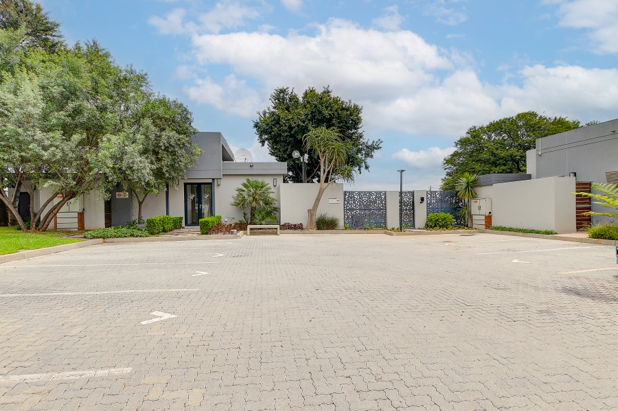 2 Bedroom Property for Sale in Kyalami Ridge Gauteng