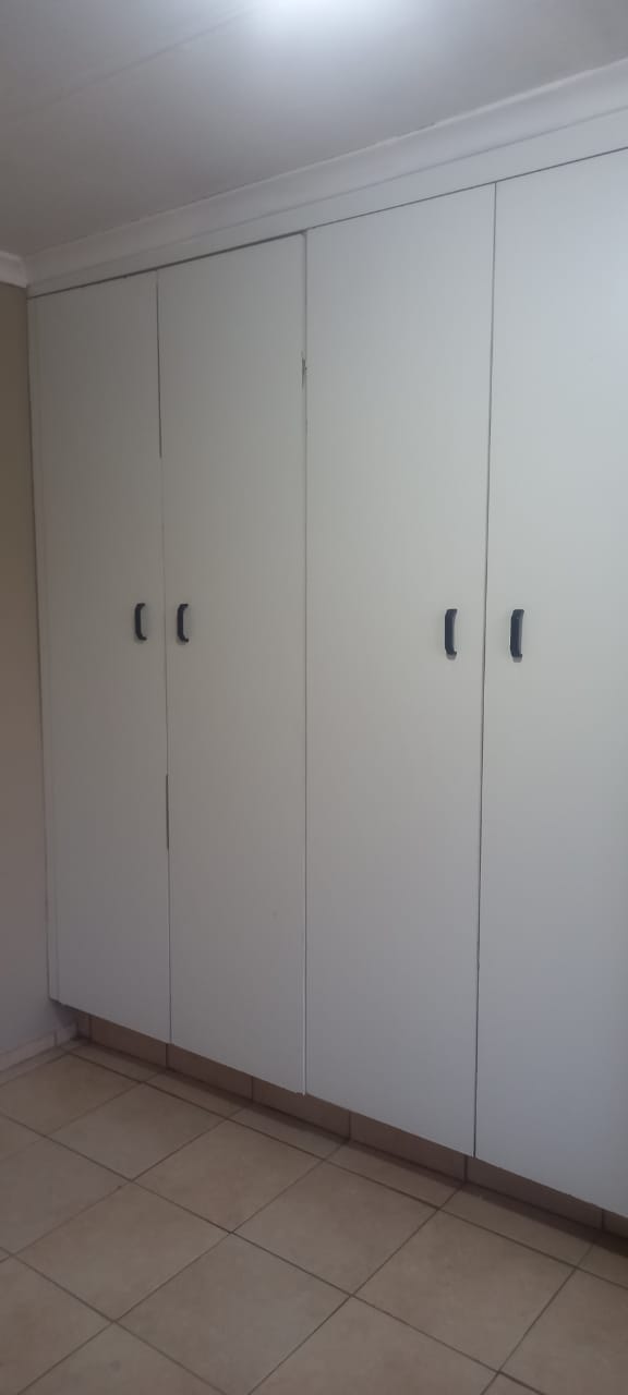 To Let 1 Bedroom Property for Rent in Kibler Park Gauteng