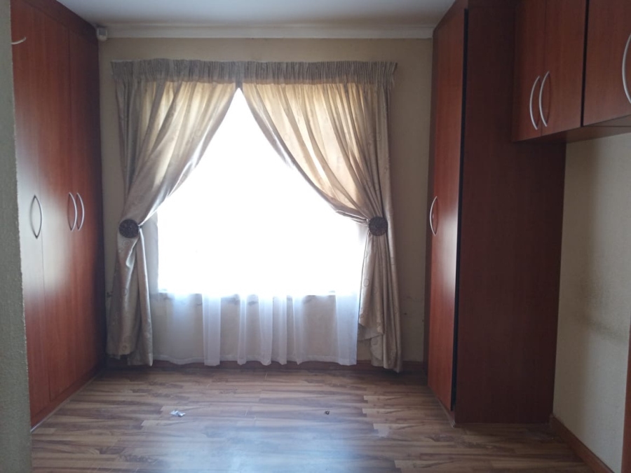 3 Bedroom Property for Sale in Elandspoort Gauteng