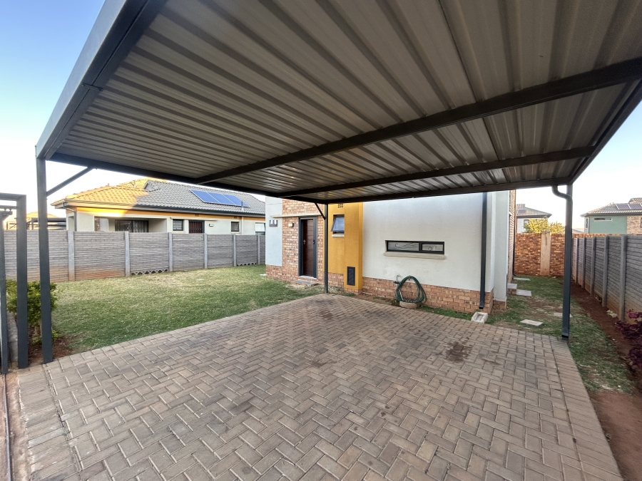 3 Bedroom Property for Sale in Lotus Gardens Gauteng