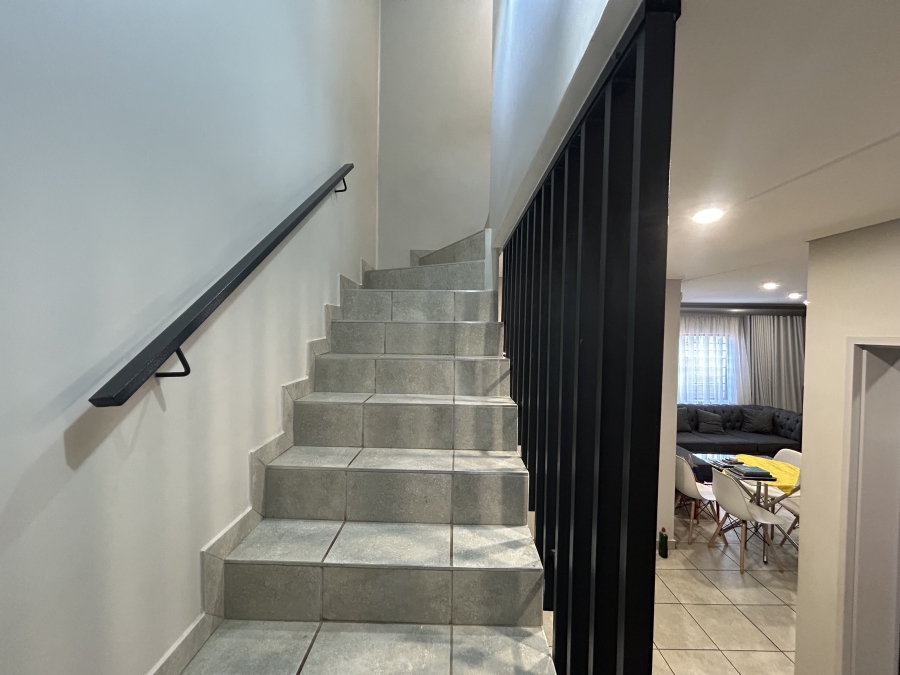 3 Bedroom Property for Sale in Lotus Gardens Gauteng