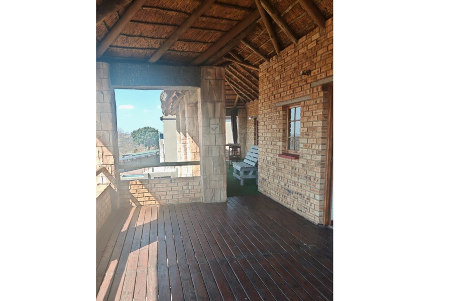 3 Bedroom Property for Sale in Vaaloewer Gauteng