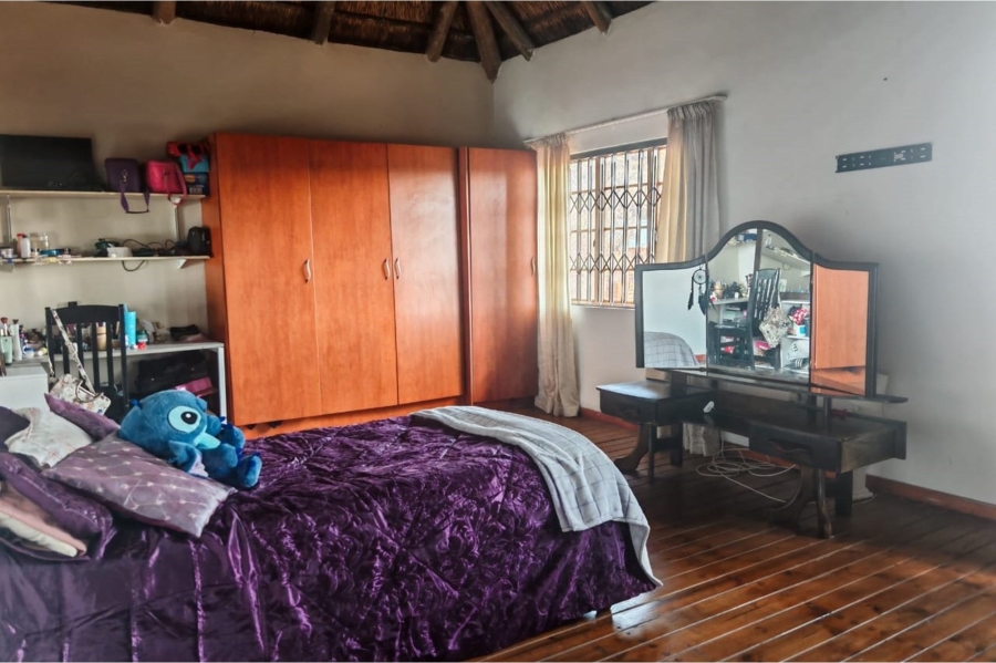 3 Bedroom Property for Sale in Vaaloewer Gauteng