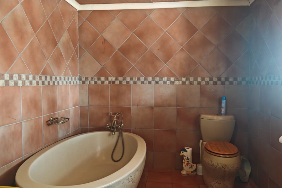 3 Bedroom Property for Sale in Vaaloewer Gauteng