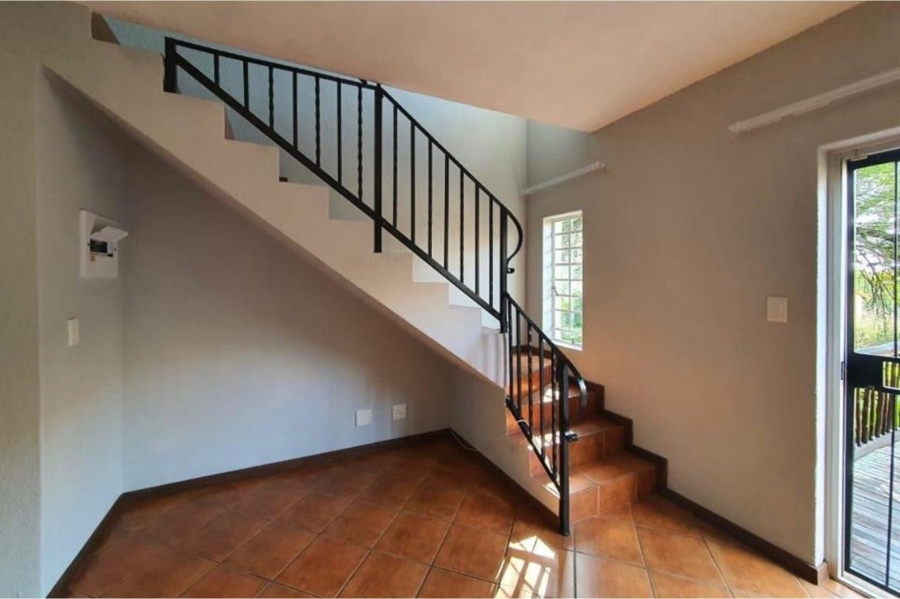 2 Bedroom Property for Sale in La Montagne Gauteng