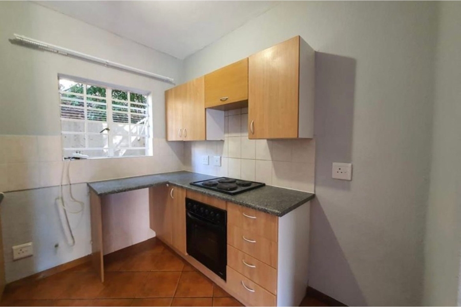 2 Bedroom Property for Sale in La Montagne Gauteng