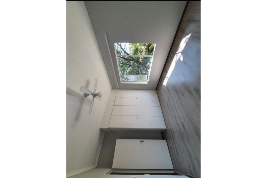 2 Bedroom Property for Sale in La Montagne Gauteng