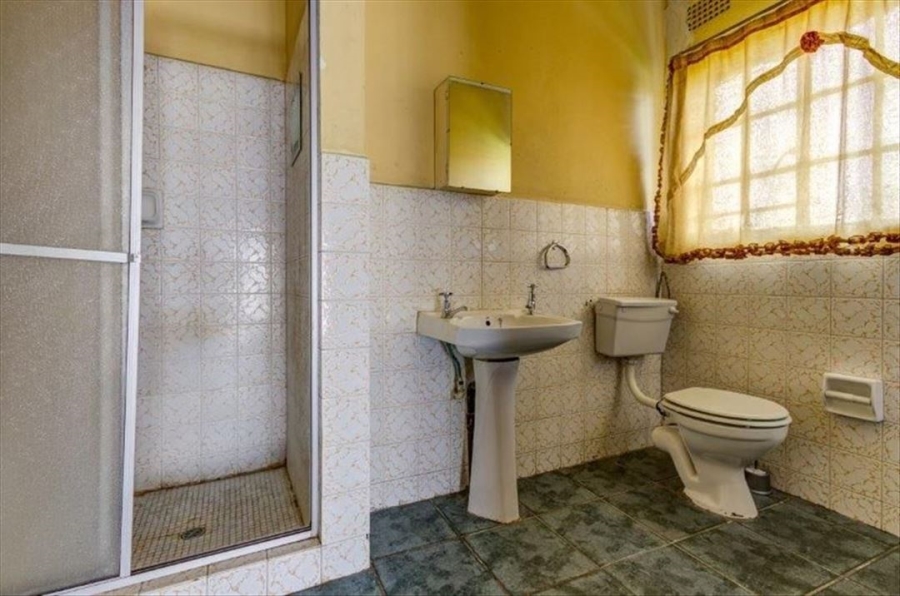 5 Bedroom Property for Sale in Esther Park Gauteng