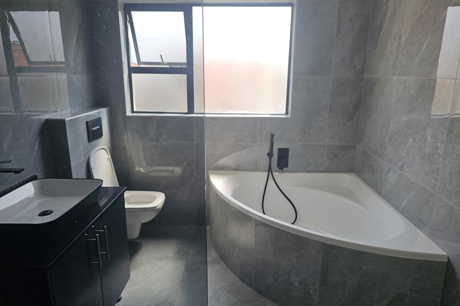 3 Bedroom Property for Sale in Sagewood Gauteng