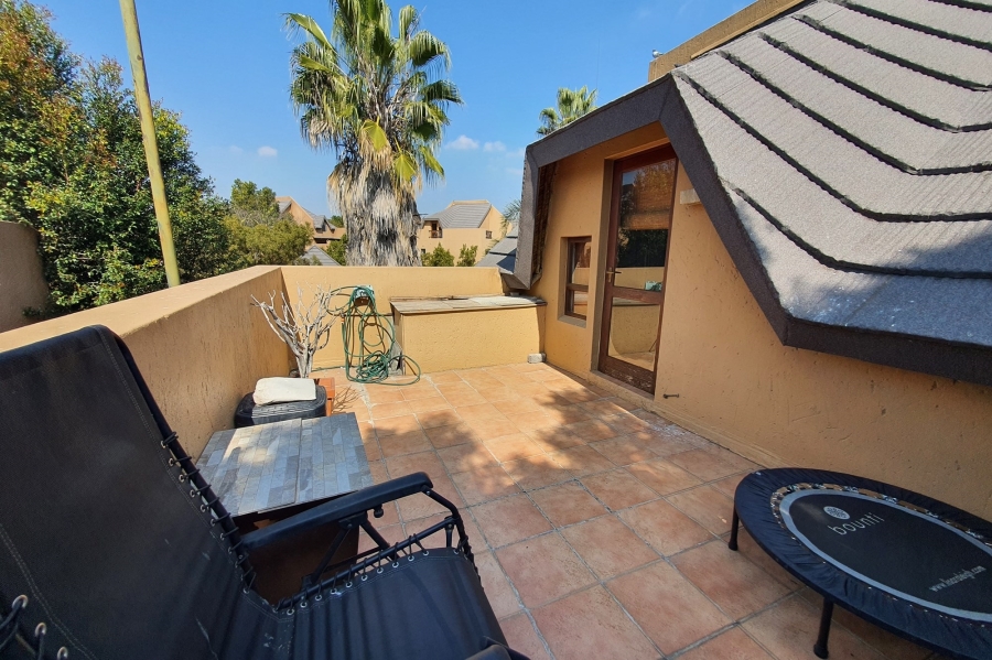 1 Bedroom Property for Sale in Douglasdale Gauteng