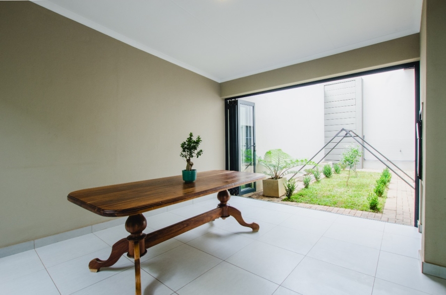 2 Bedroom Property for Sale in Equestria Gauteng