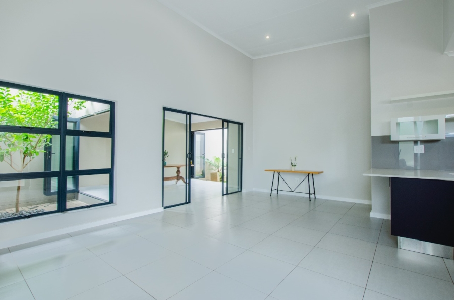2 Bedroom Property for Sale in Equestria Gauteng