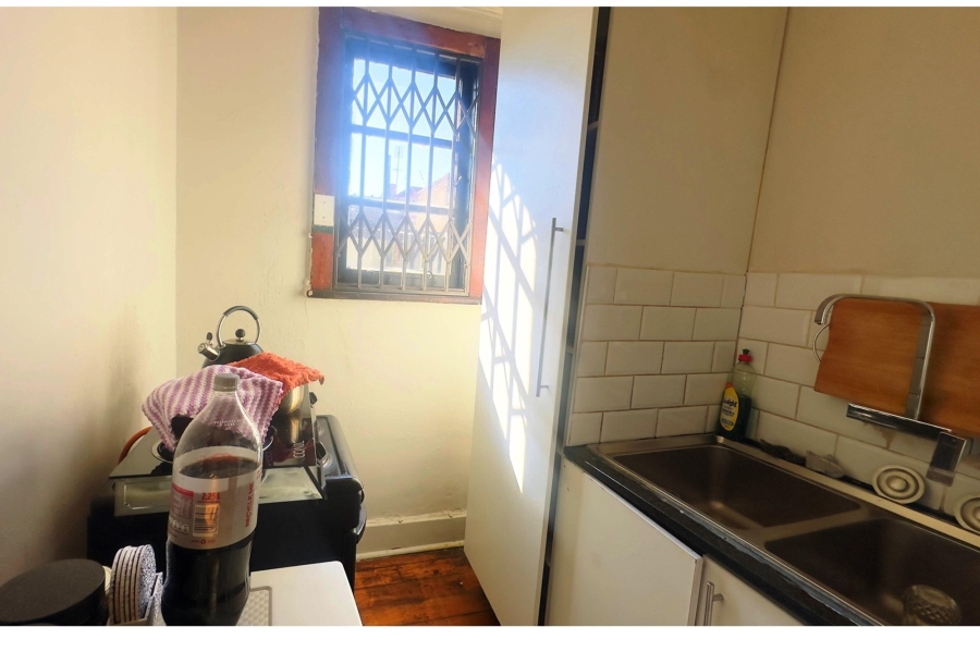 To Let 2 Bedroom Property for Rent in Kensington Gauteng