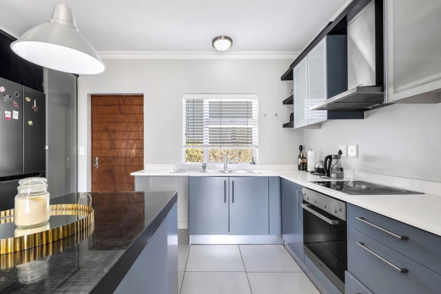 2 Bedroom Property for Sale in Wendywood Gauteng