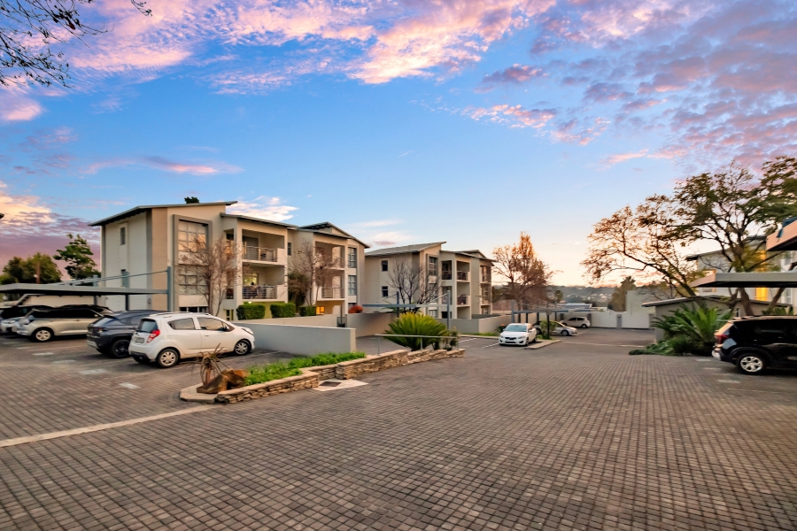2 Bedroom Property for Sale in Wendywood Gauteng