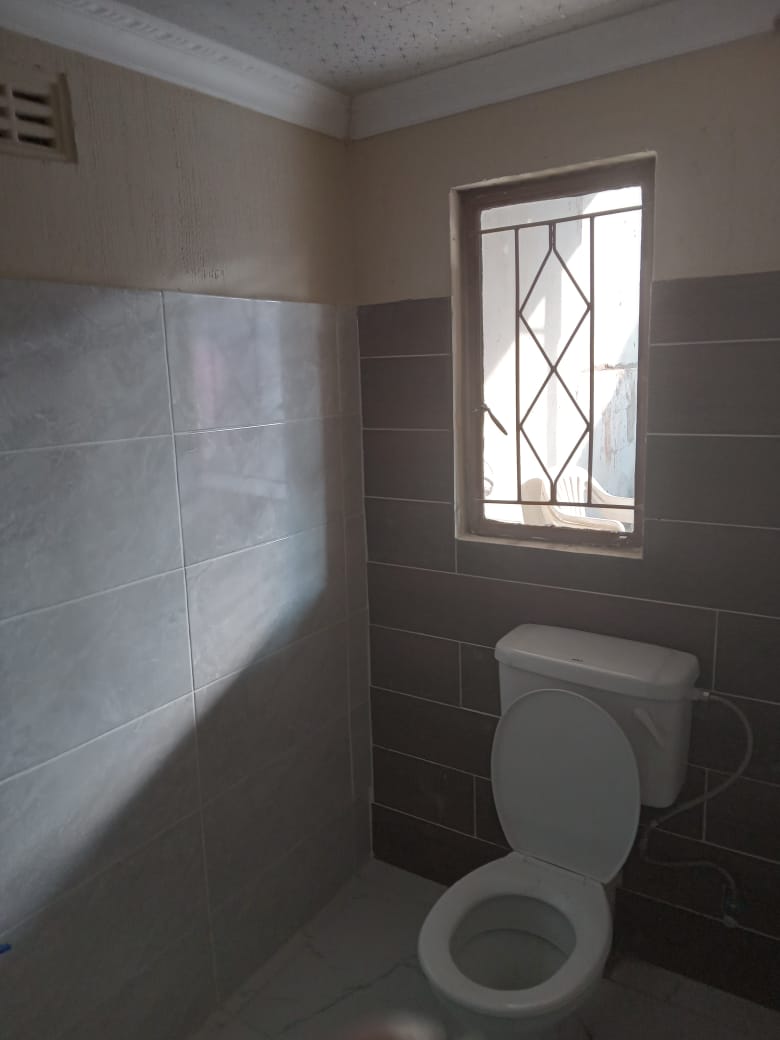 To Let 1 Bedroom Property for Rent in Rosettenville Gauteng