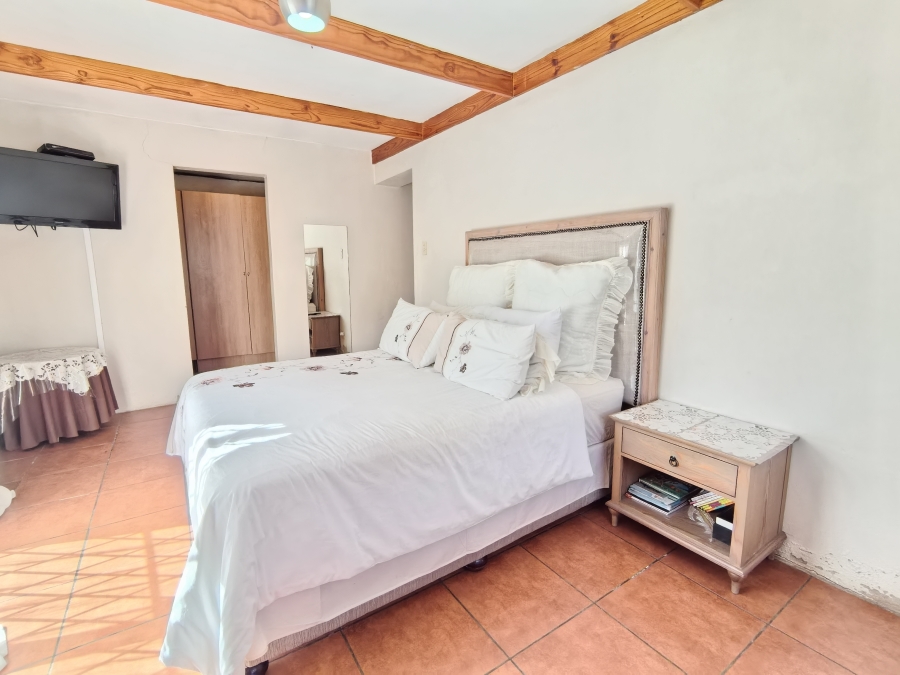 3 Bedroom Property for Sale in Edenvale Central Gauteng