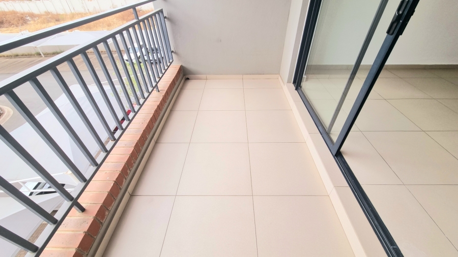 To Let 2 Bedroom Property for Rent in Erand Gardens Gauteng