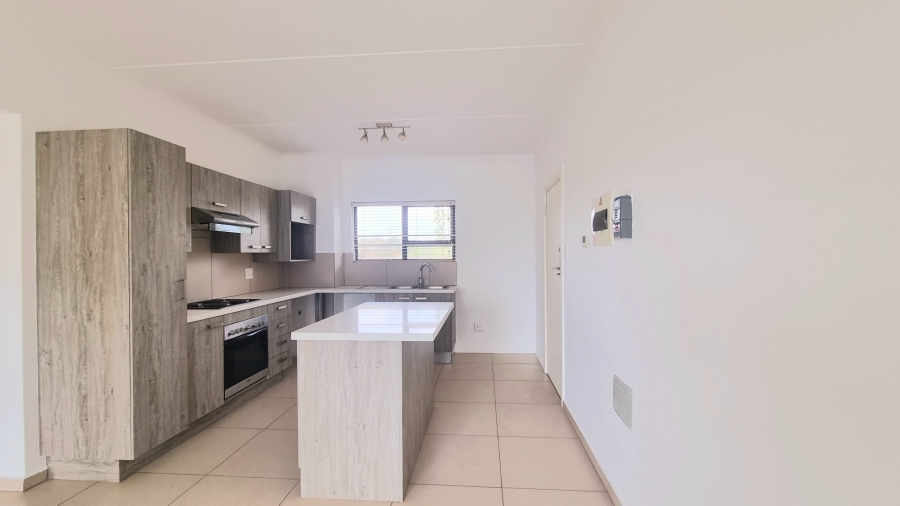 To Let 2 Bedroom Property for Rent in Erand Gardens Gauteng