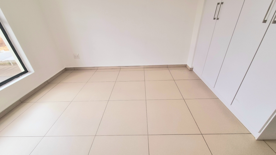 To Let 2 Bedroom Property for Rent in Erand Gardens Gauteng