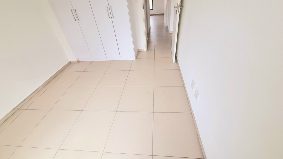 To Let 2 Bedroom Property for Rent in Erand Gardens Gauteng