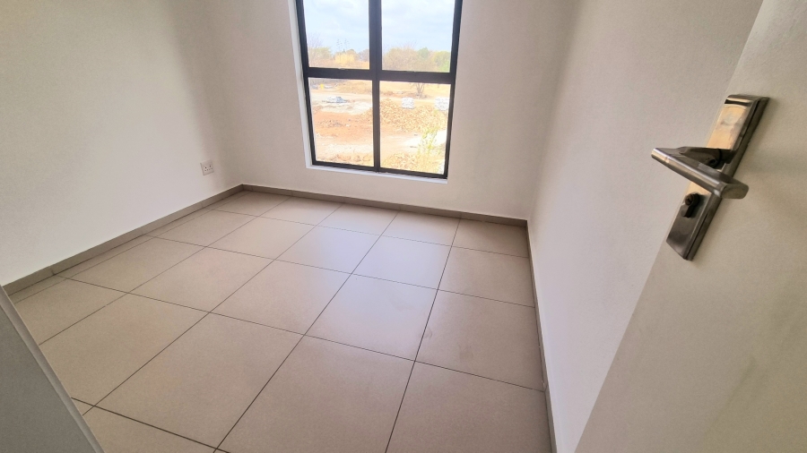 To Let 2 Bedroom Property for Rent in Erand Gardens Gauteng