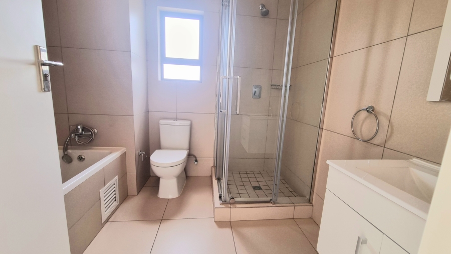 To Let 2 Bedroom Property for Rent in Erand Gardens Gauteng