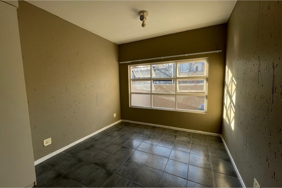 To Let 1 Bedroom Property for Rent in Lonehill Gauteng