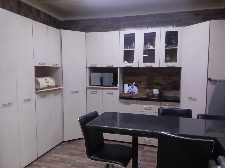 3 Bedroom Property for Sale in Meyerton Central Gauteng