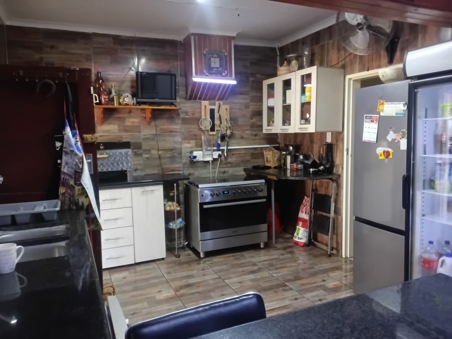 3 Bedroom Property for Sale in Meyerton Central Gauteng