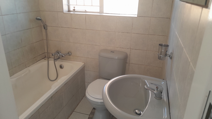 To Let 3 Bedroom Property for Rent in Norkem Park Gauteng