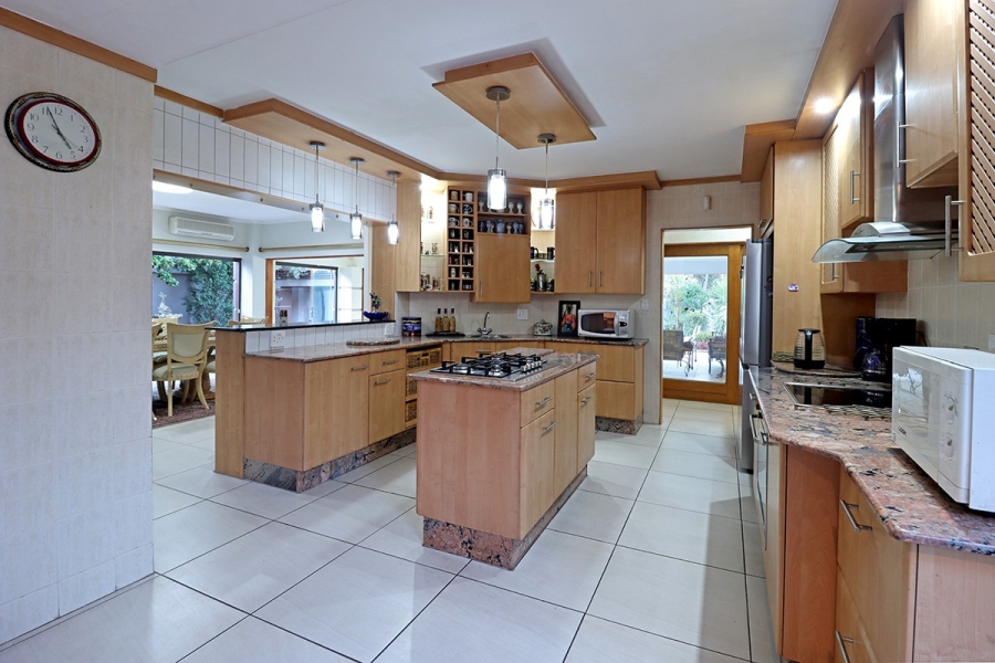 6 Bedroom Property for Sale in Bryanston Gauteng