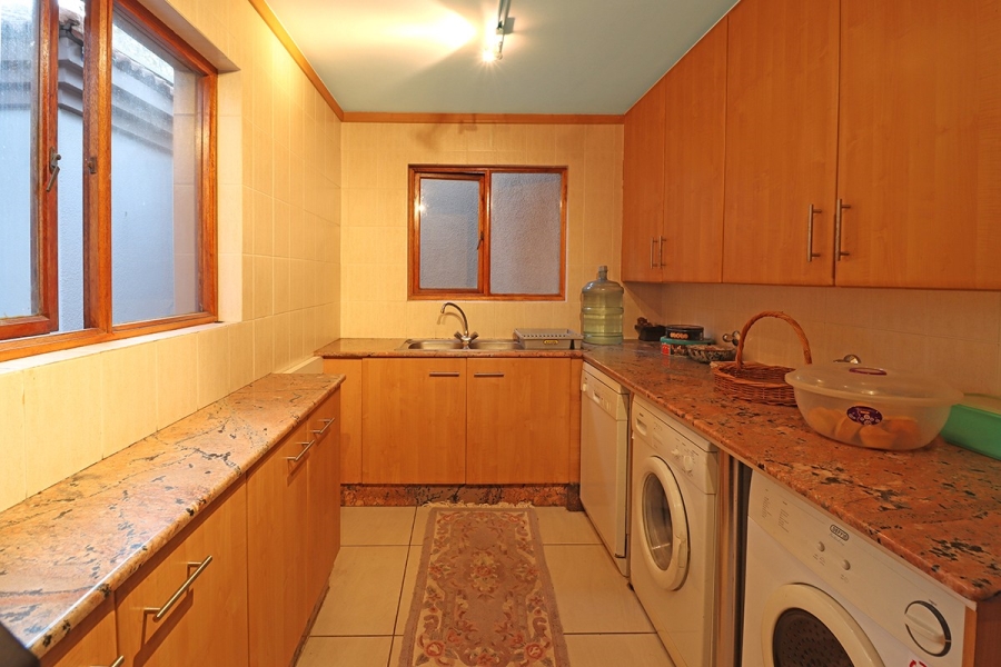6 Bedroom Property for Sale in Bryanston Gauteng