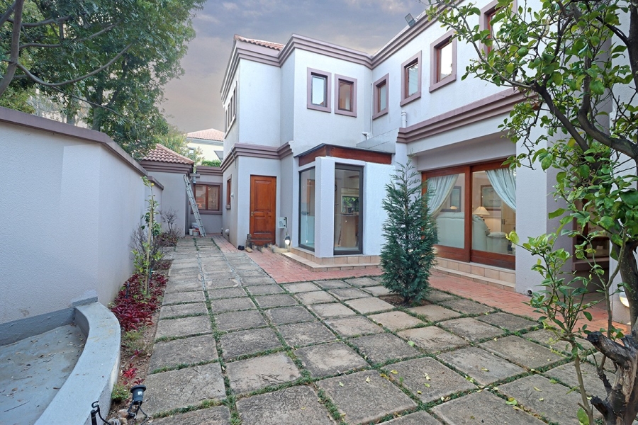 6 Bedroom Property for Sale in Bryanston Gauteng