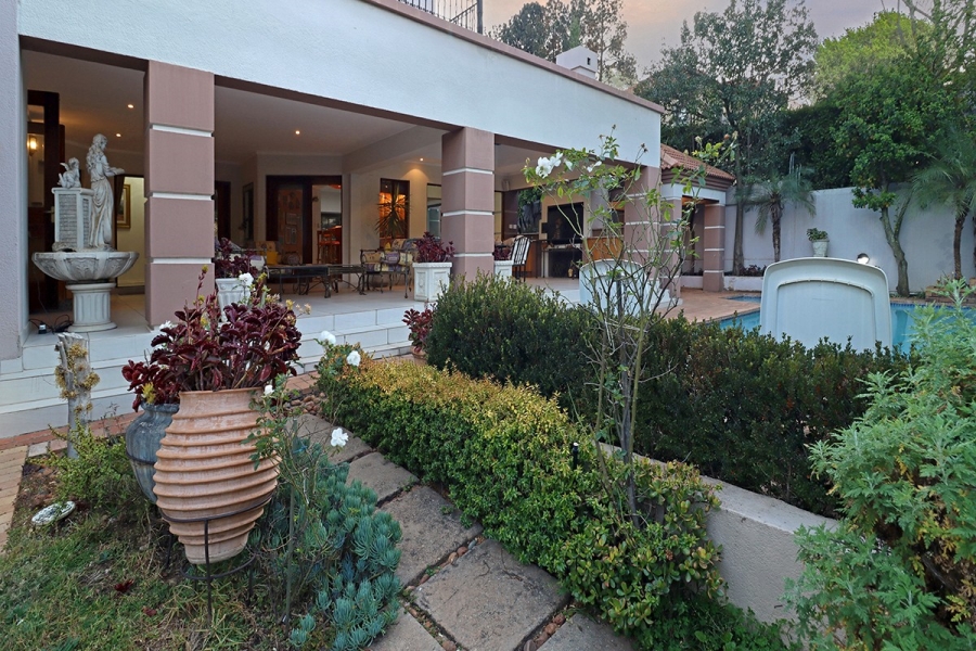 6 Bedroom Property for Sale in Bryanston Gauteng