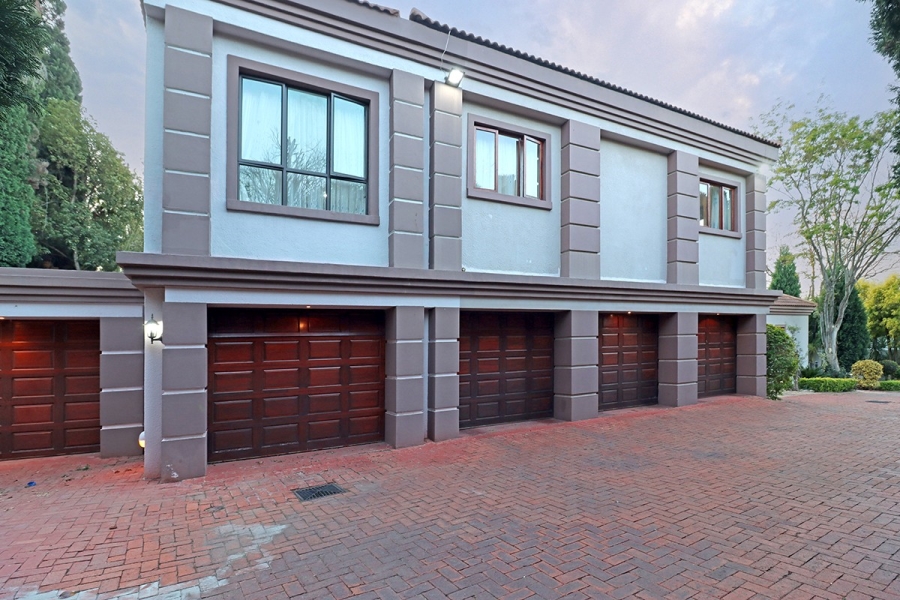6 Bedroom Property for Sale in Bryanston Gauteng