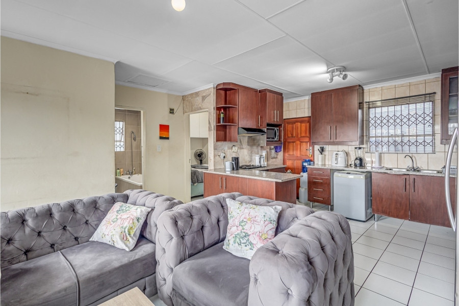 2 Bedroom Property for Sale in Kya Sands Gauteng