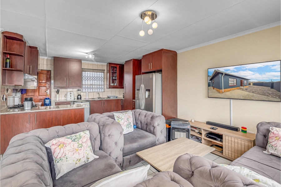 2 Bedroom Property for Sale in Kya Sands Gauteng