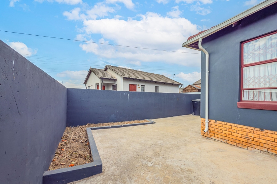 2 Bedroom Property for Sale in Kya Sands Gauteng