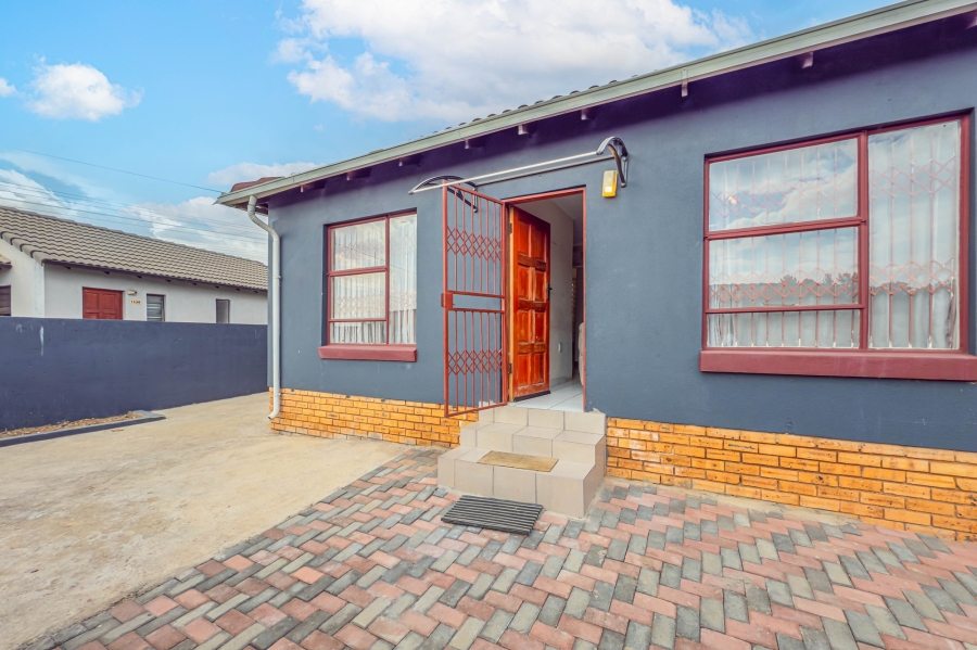 2 Bedroom Property for Sale in Kya Sands Gauteng