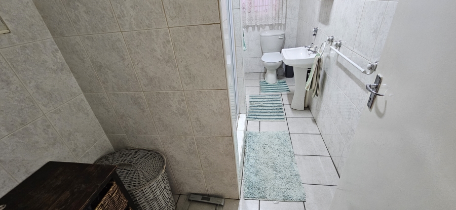 2 Bedroom Property for Sale in South Crest Gauteng
