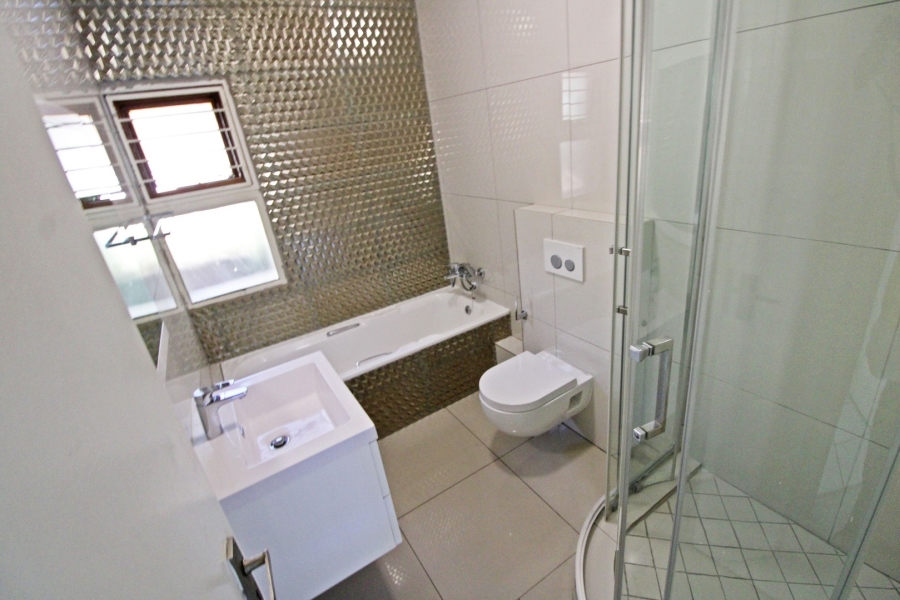 To Let 2 Bedroom Property for Rent in Bryanston Gauteng
