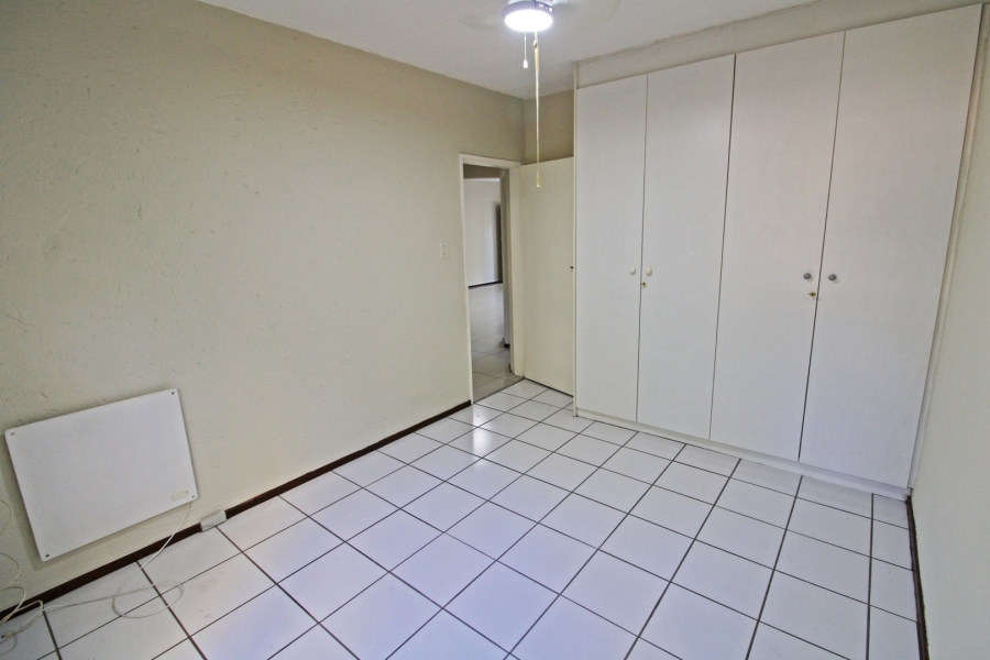 To Let 2 Bedroom Property for Rent in Bryanston Gauteng