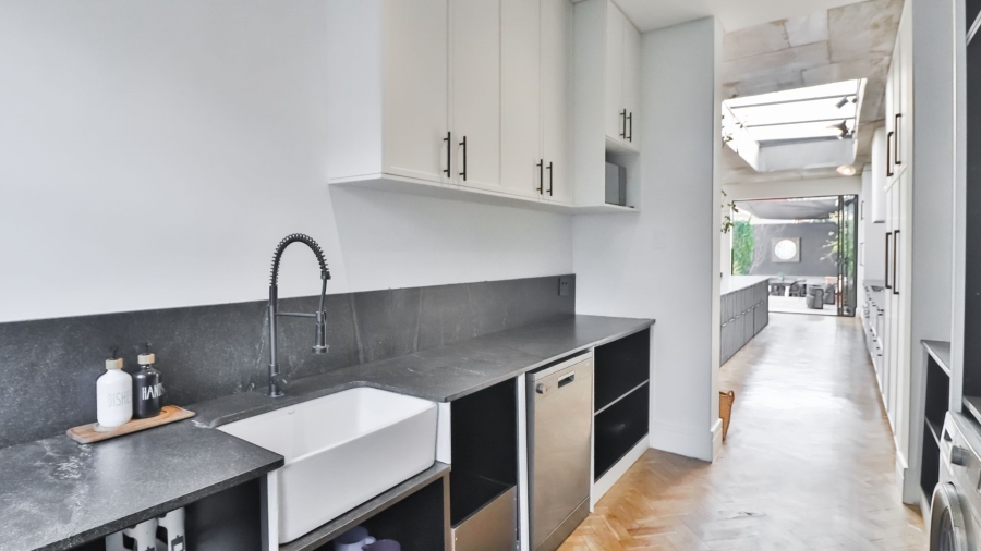 3 Bedroom Property for Sale in Parkhurst Gauteng