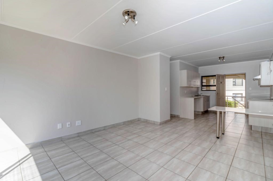 2 Bedroom Property for Sale in Beverley Gauteng