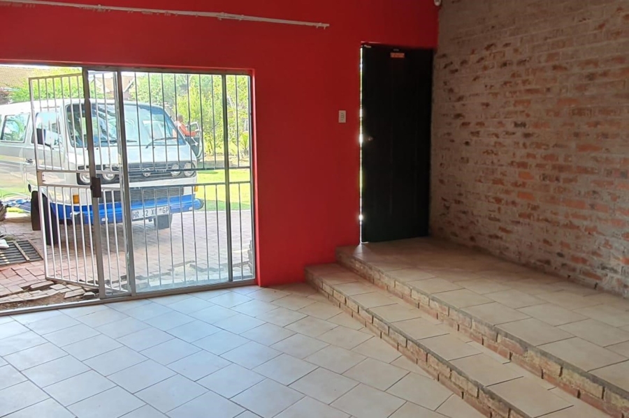 To Let 1 Bedroom Property for Rent in Birchleigh North Gauteng