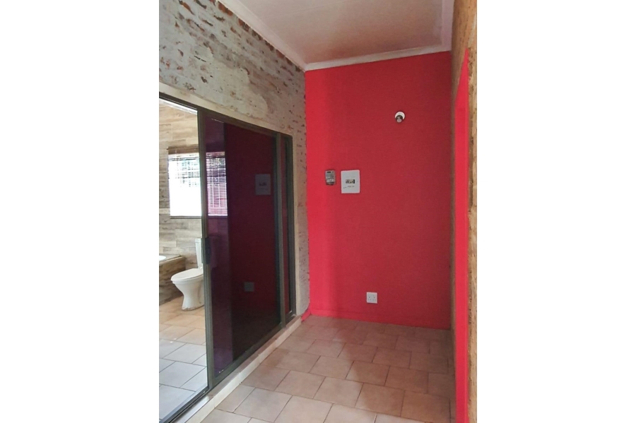 To Let 1 Bedroom Property for Rent in Birchleigh North Gauteng